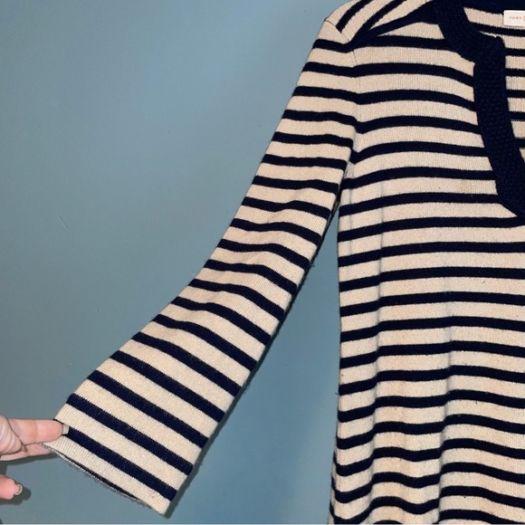 Tory Burch Striped Split Neck Cashmere Lizzie Tunic Sweater Size Medium - Picture 4 of 9